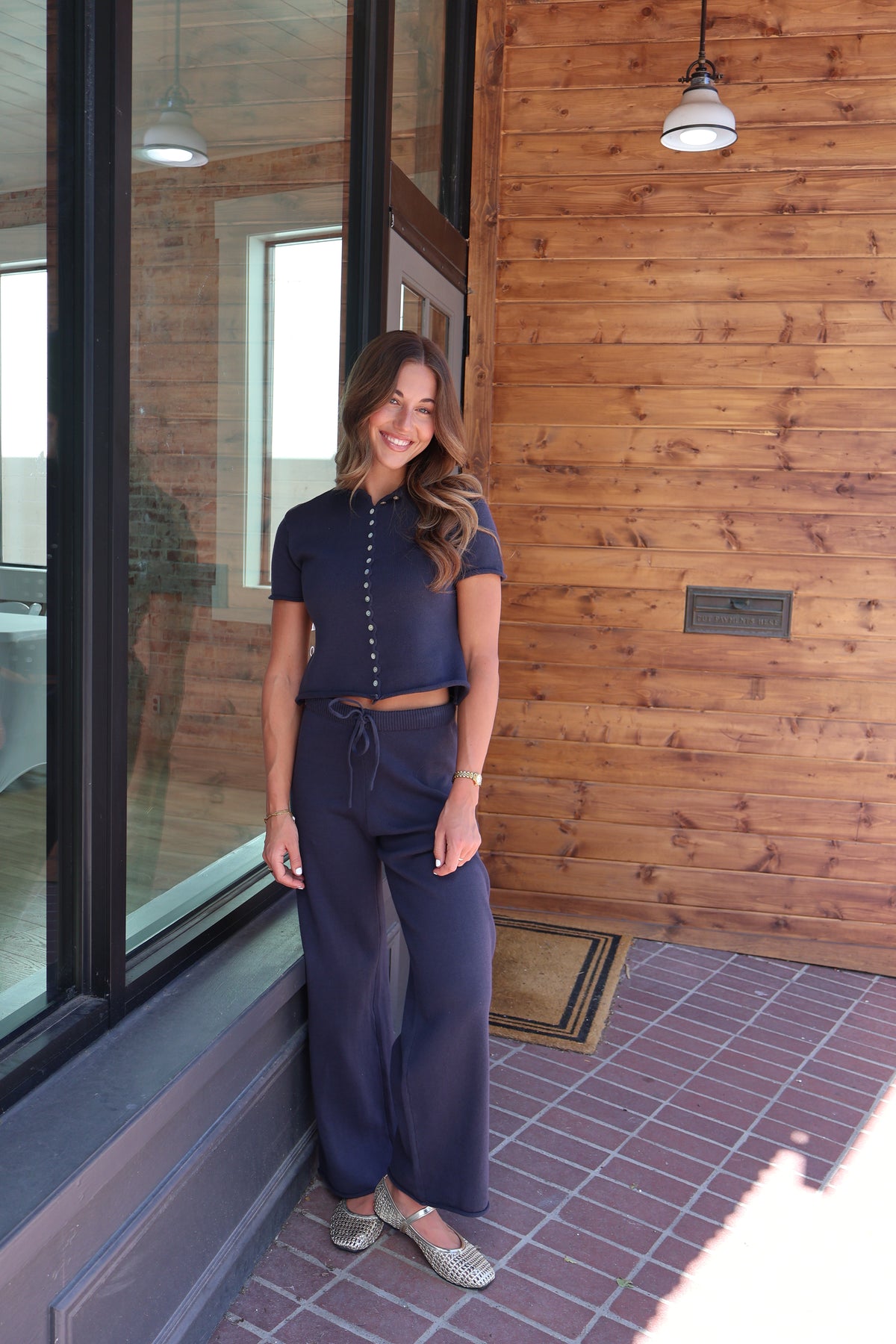 Cotton Knit Scallop Top in Navy