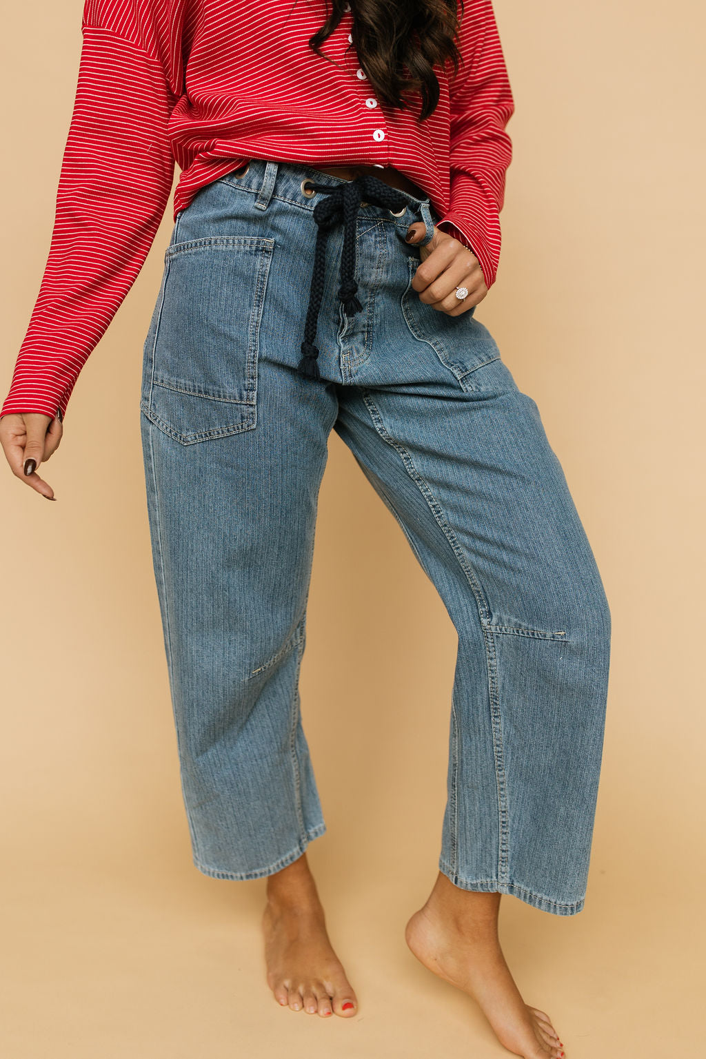 Joey Barrel Jeans in Medium Stripe