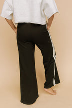 Lacy Days Sweatpants in Black