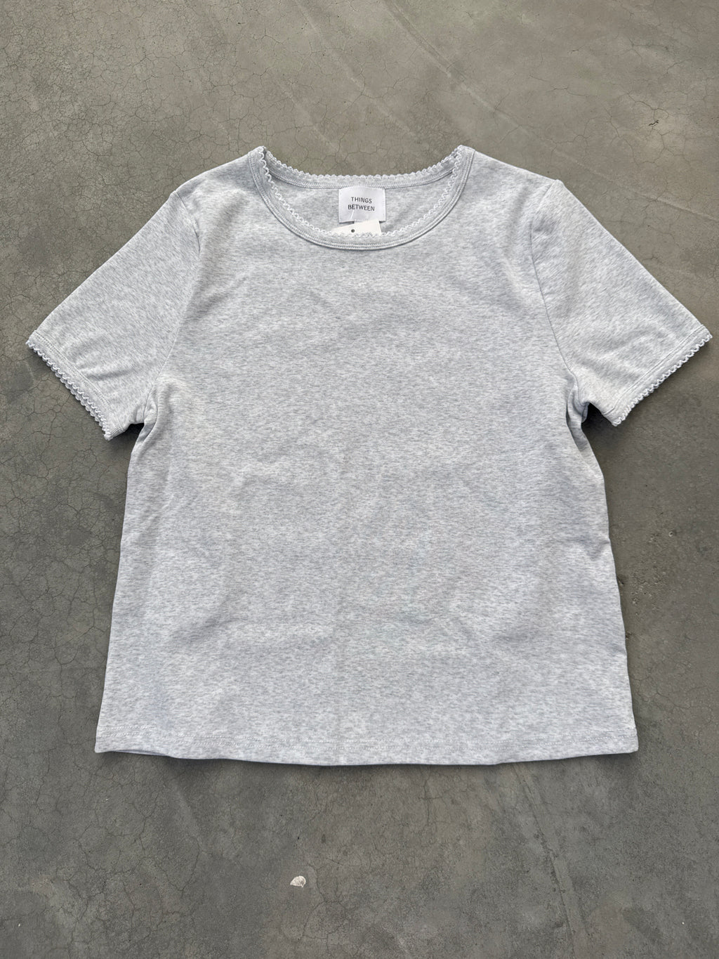 FINAL SALE - FLAWED Scallop Edge Tee in Grey - Small