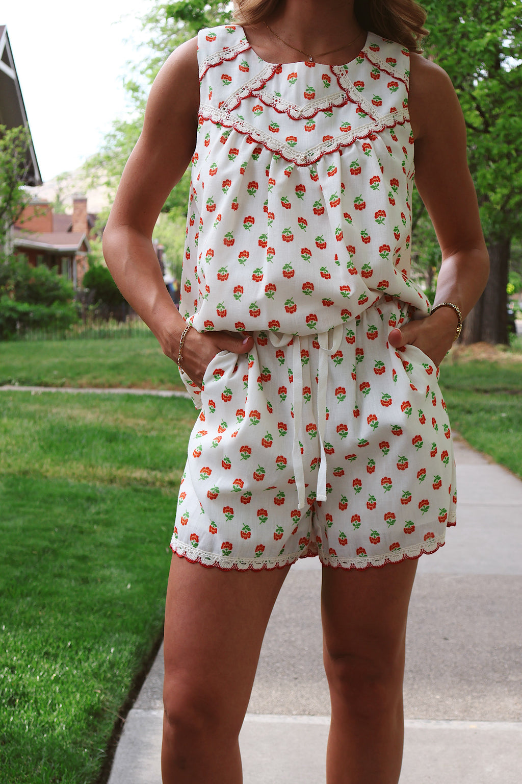 Floral Scalloped Shorts