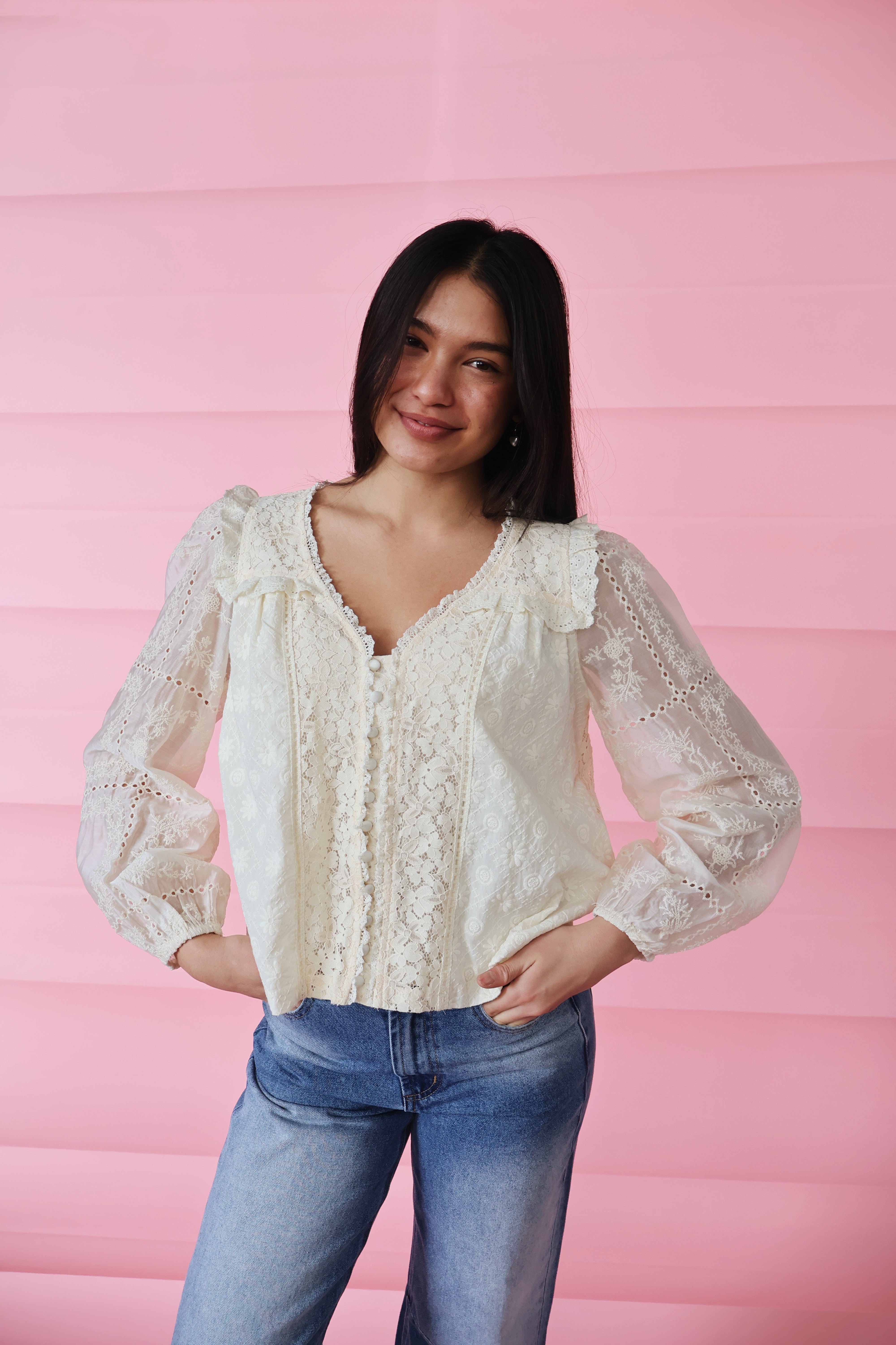 herlipto Alline Lace Blouse white Mサイズ Seychelle Cropped Eyelet Blouse in White | L'AGENCE