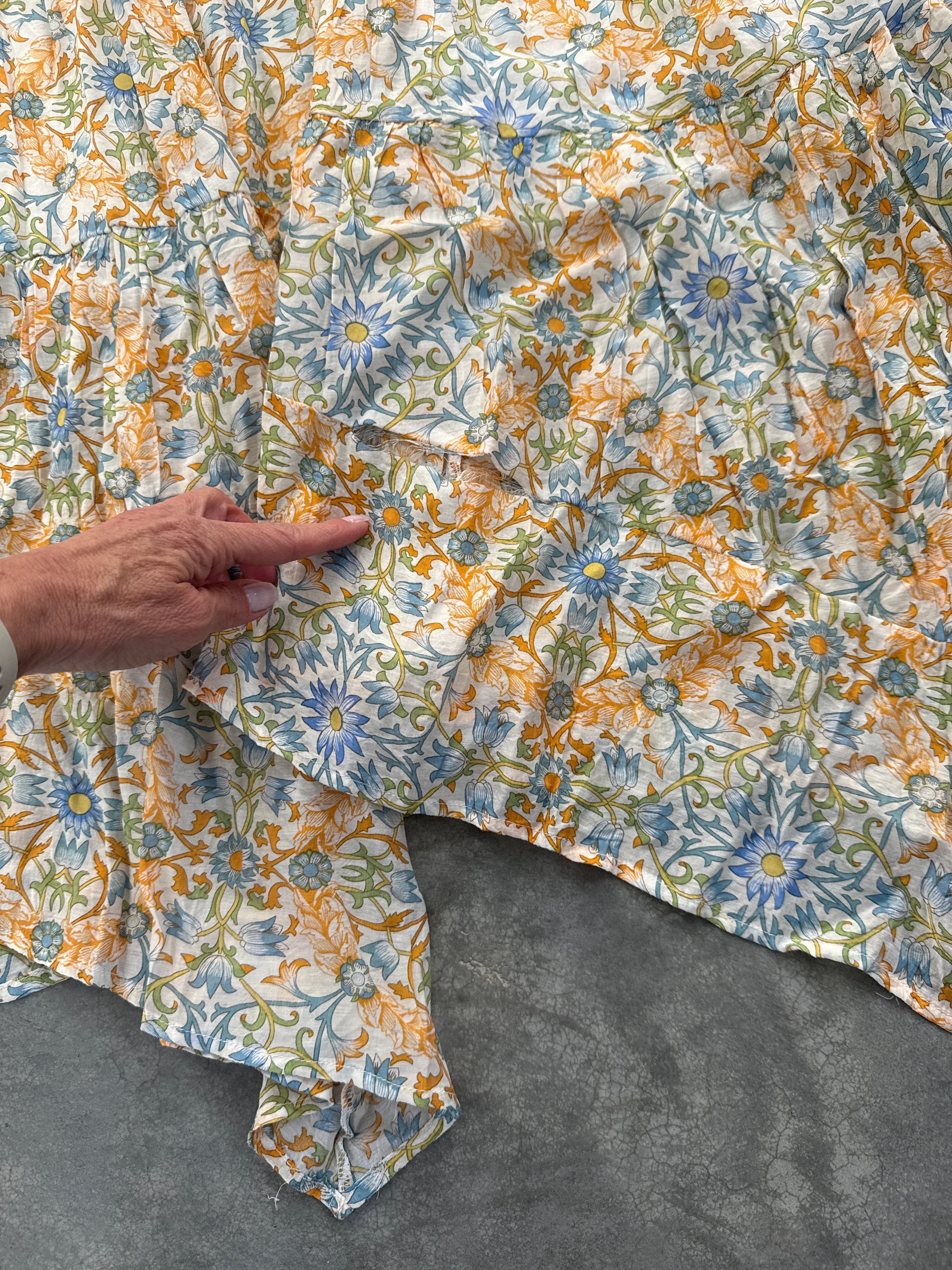 FINAL SALE - FLAWED Elizabeth Floral Midi - Large Secondary image
