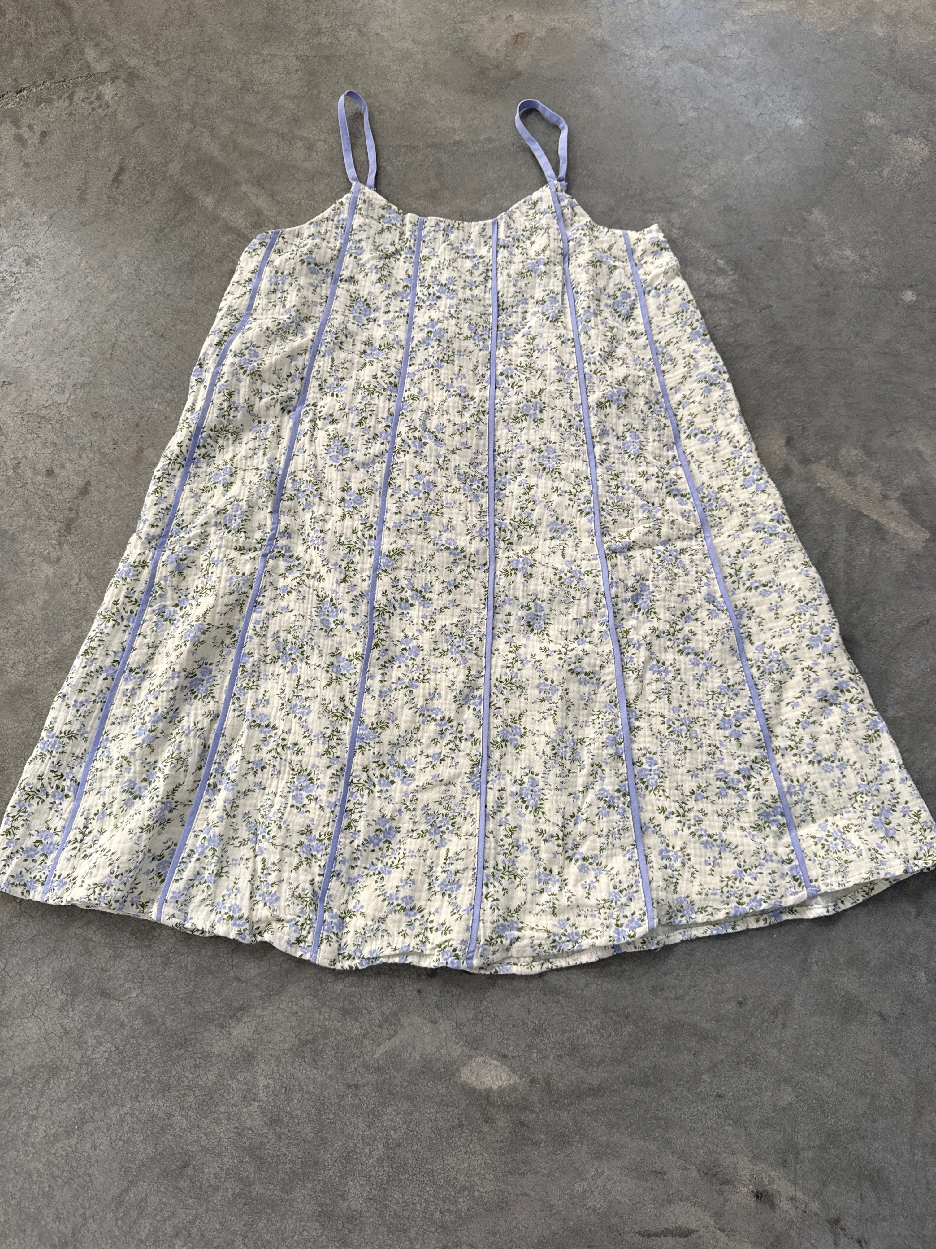 FINAL SALE - FLAWED Lilac Floral Sundress - Small