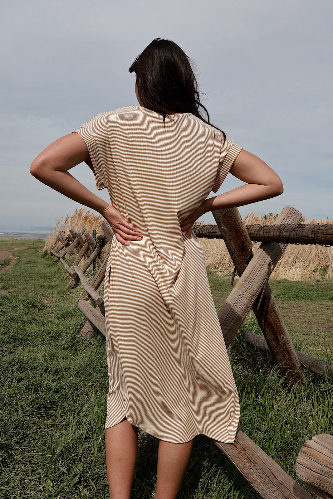 Shae Ribbed T-Shirt Dress in Camel 1X