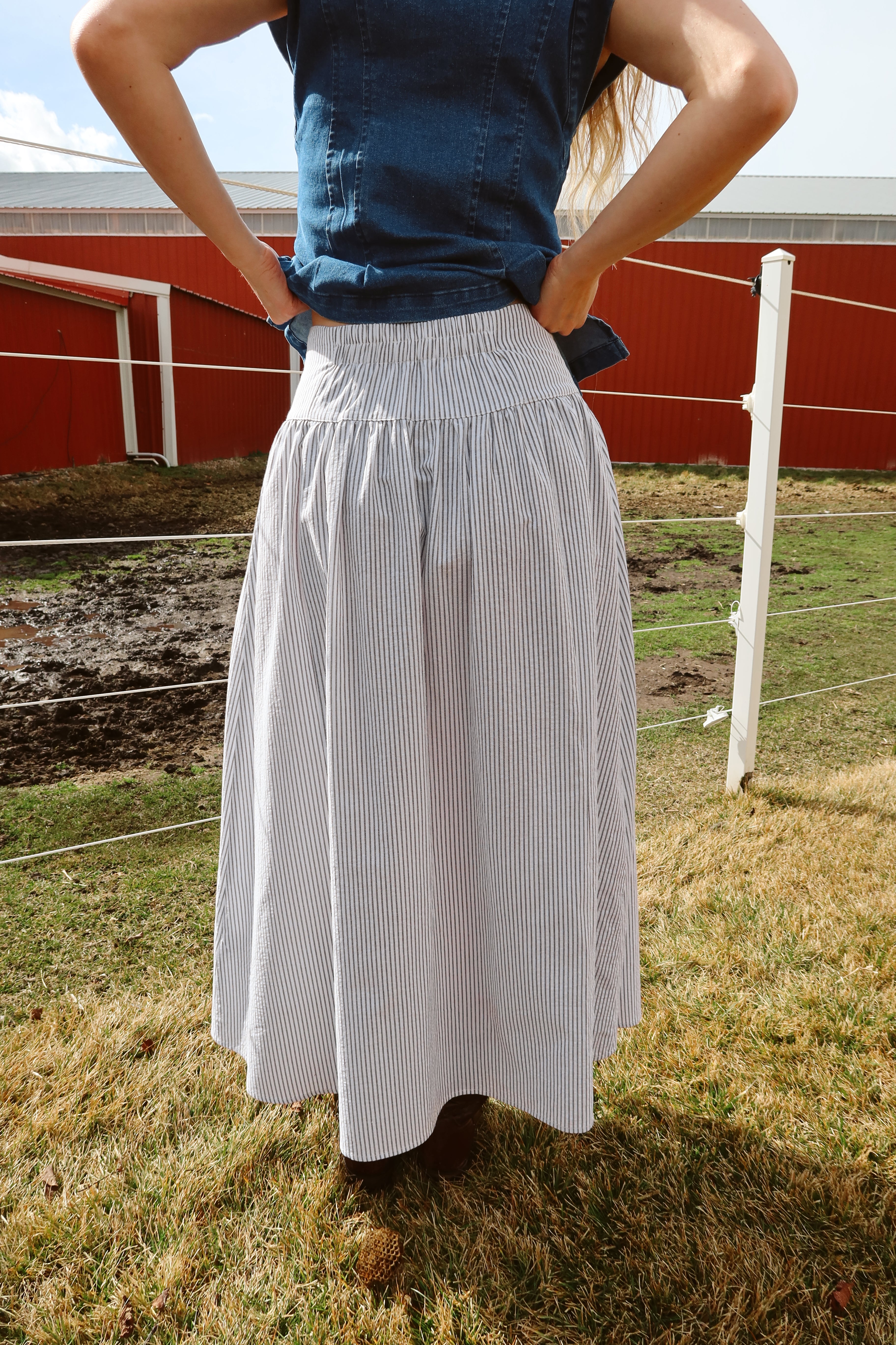 Annie Oakley Button Down Skirt Secondary image