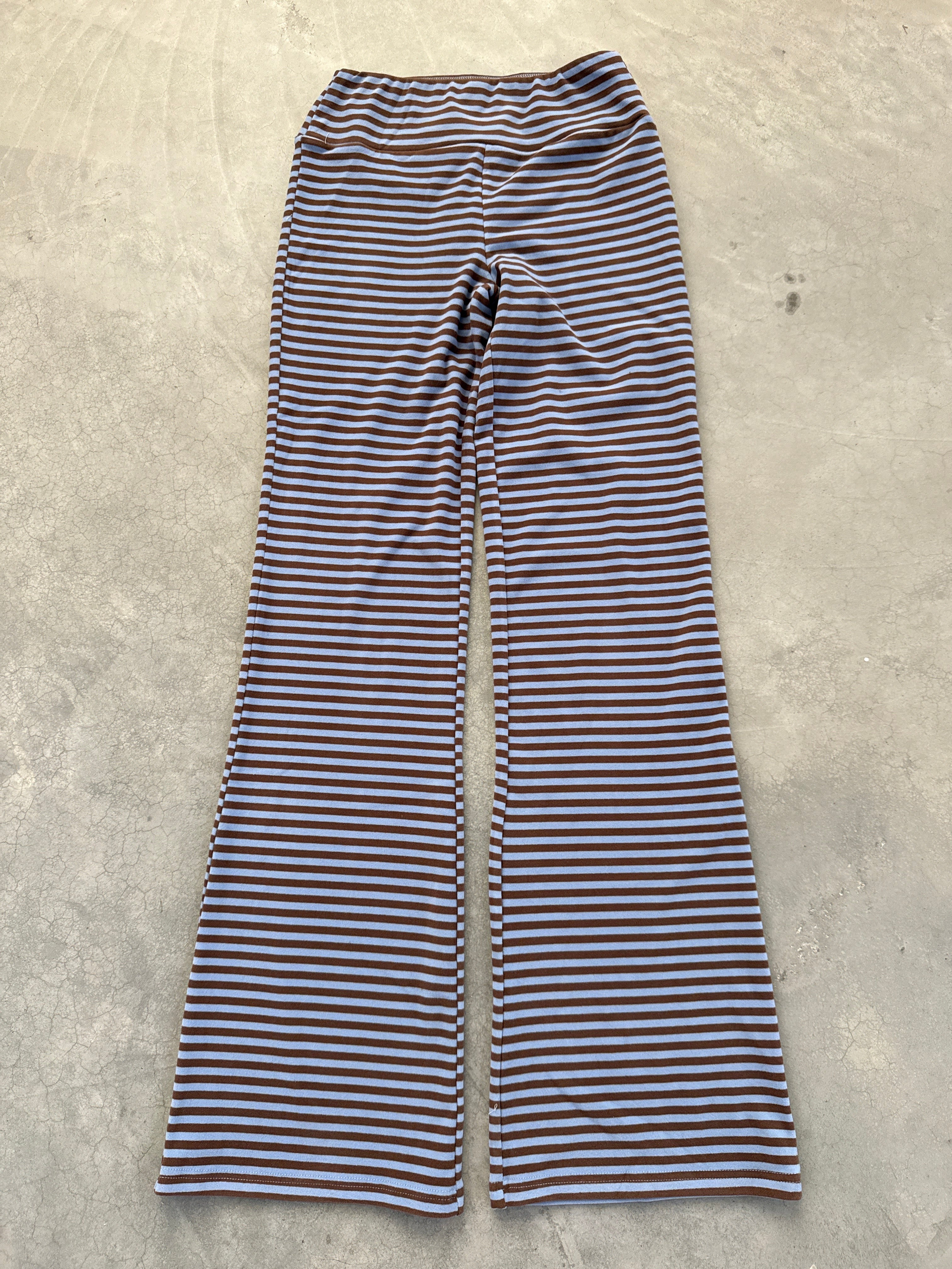 FINAL SALE - FLAWED Porter Yoga Pants in Dusty Blue/Brown - Medium