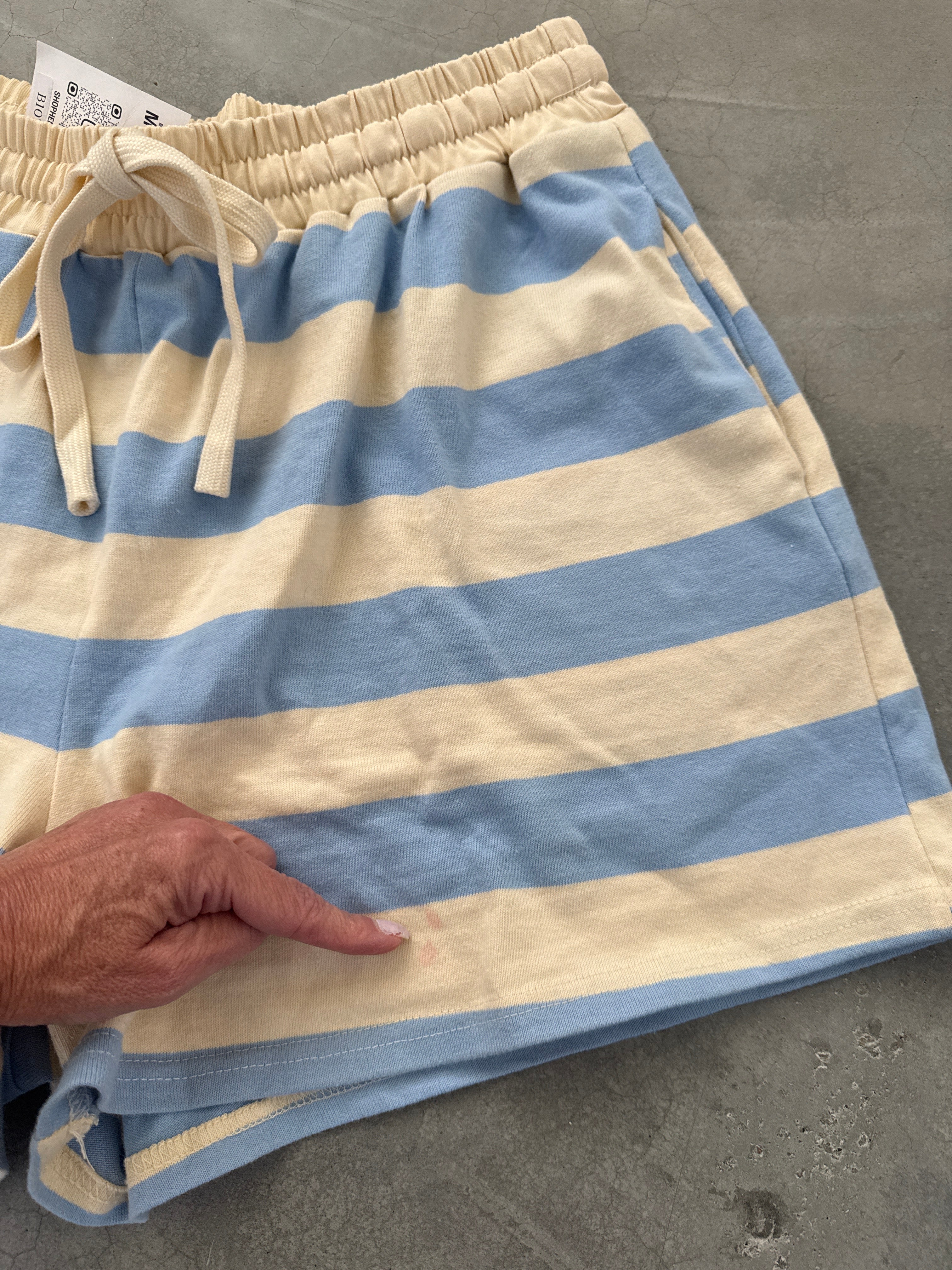 FINAL SALE - FLAWED Weekender Stripe Shorts - Large Secondary image