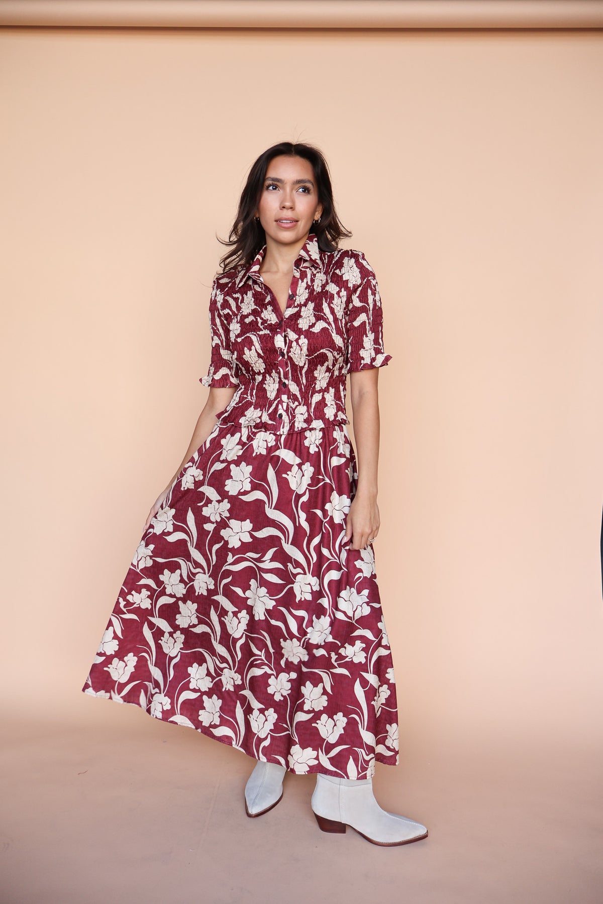 Everly Floral Blouse in Red Secondary image