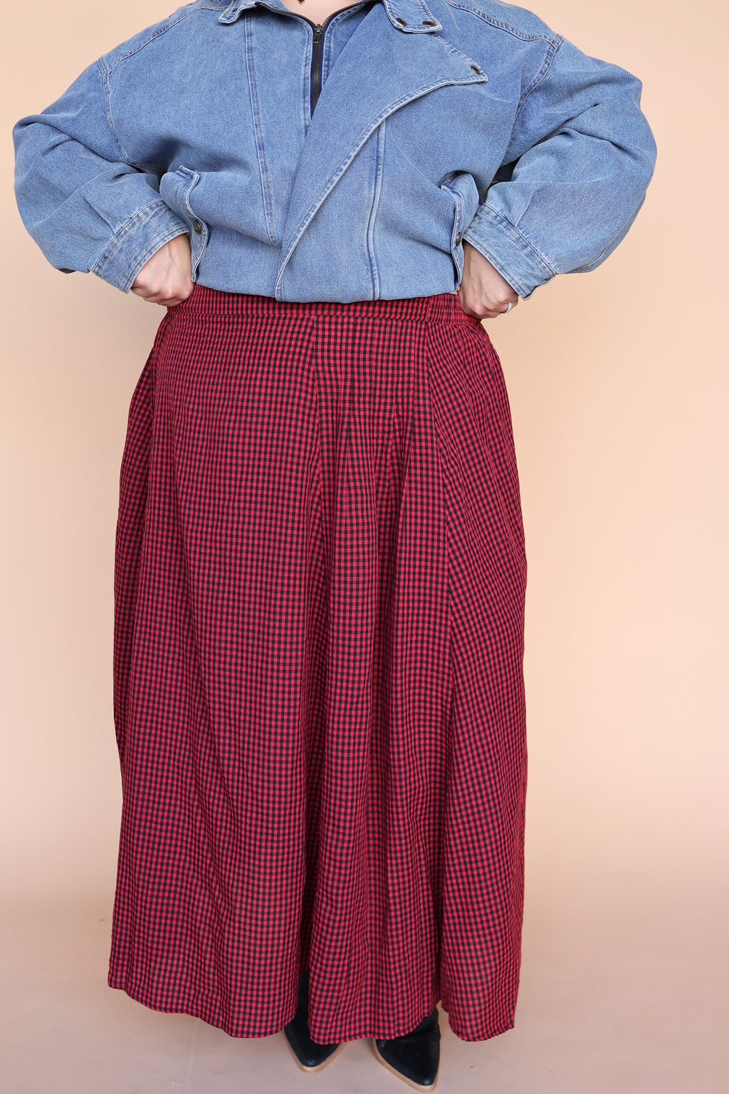 Sutton Gingham Skirt in Berry Red