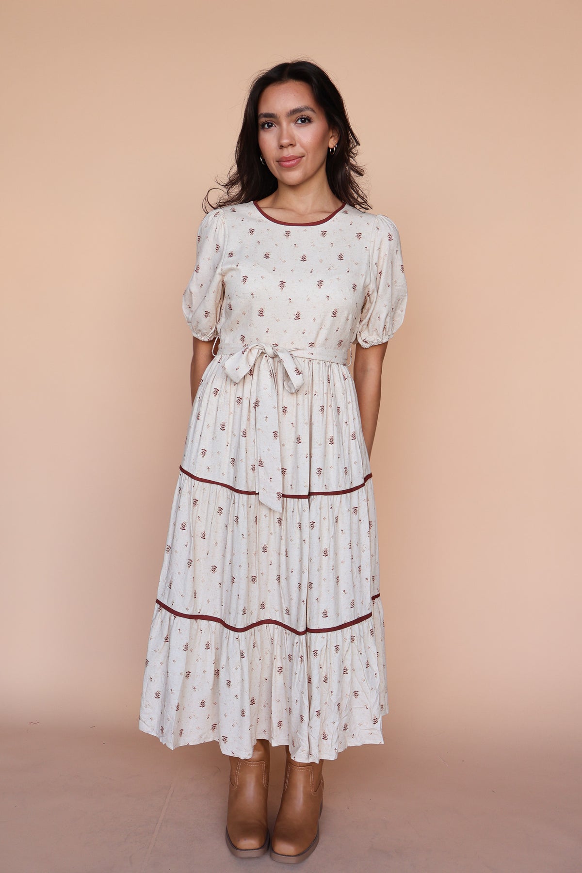 Goldie Floral Dress in Oatmeal Main image