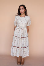 Goldie Floral Dress in Oatmeal