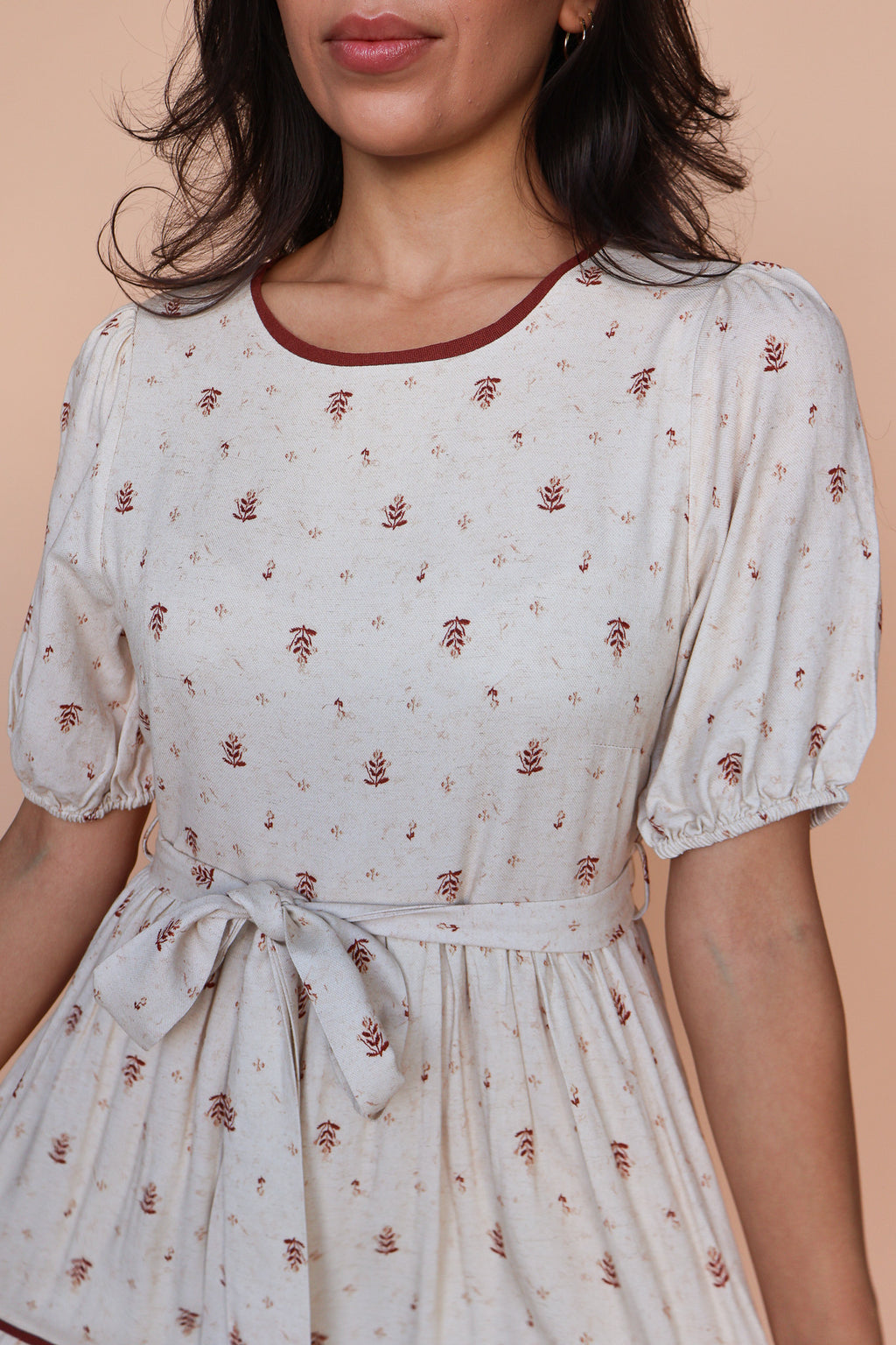 Goldie Floral Dress in Oatmeal