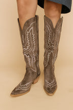 Tess Boots in Dark Chocolate
