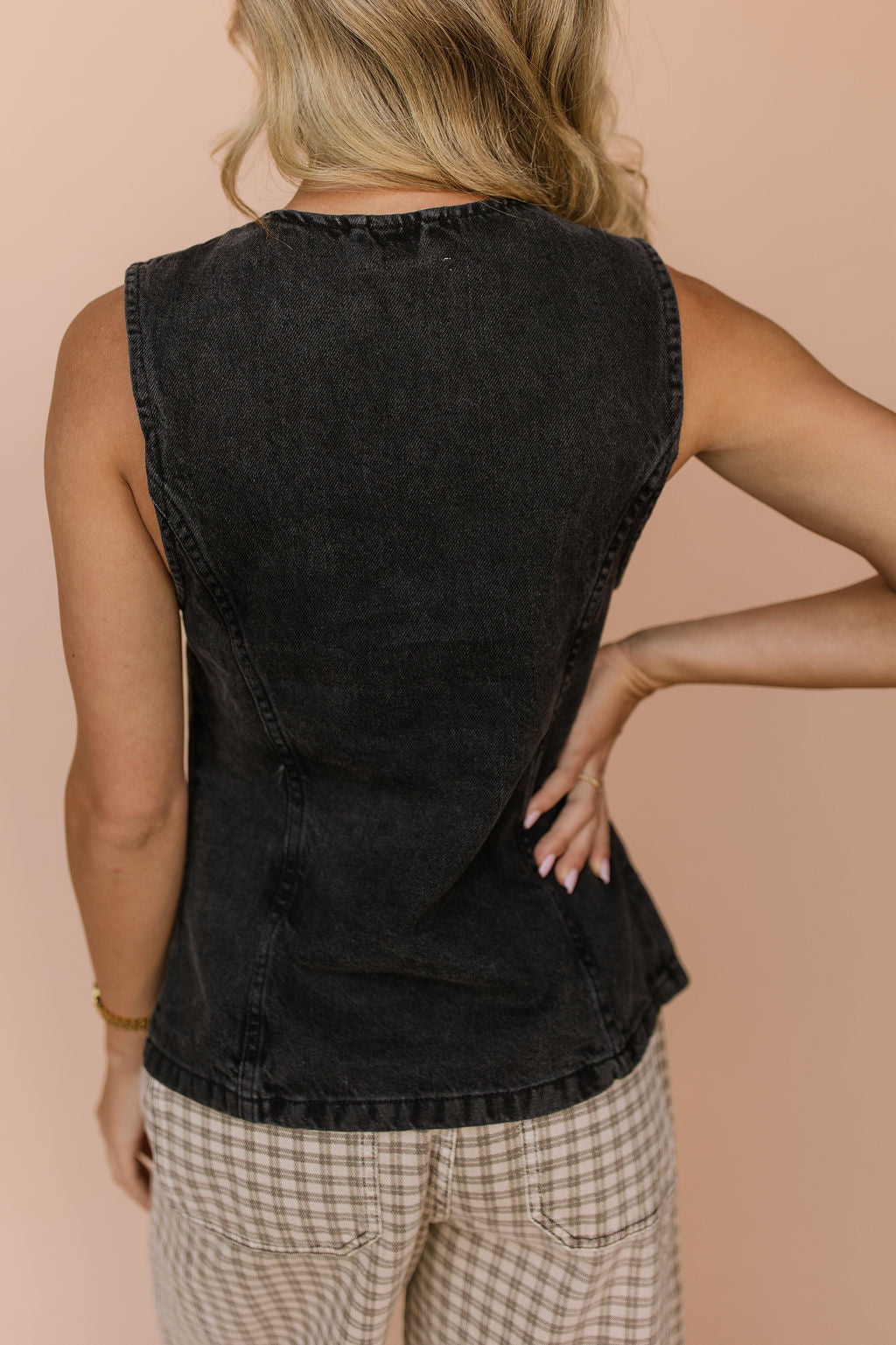 Free People Aimee Vest in Black – Henly