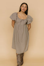 Elora Gingham Midi in Brown