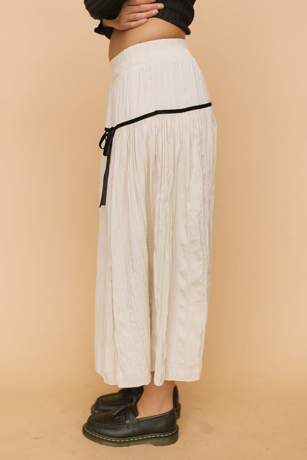 FINAL SALE - Etta Velvet Bow Skirt Secondary image