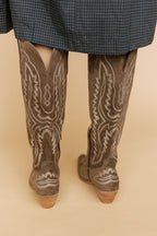 Tess Boots in Dark Chocolate