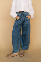 Brooke Barrel Jeans in Medium Wash