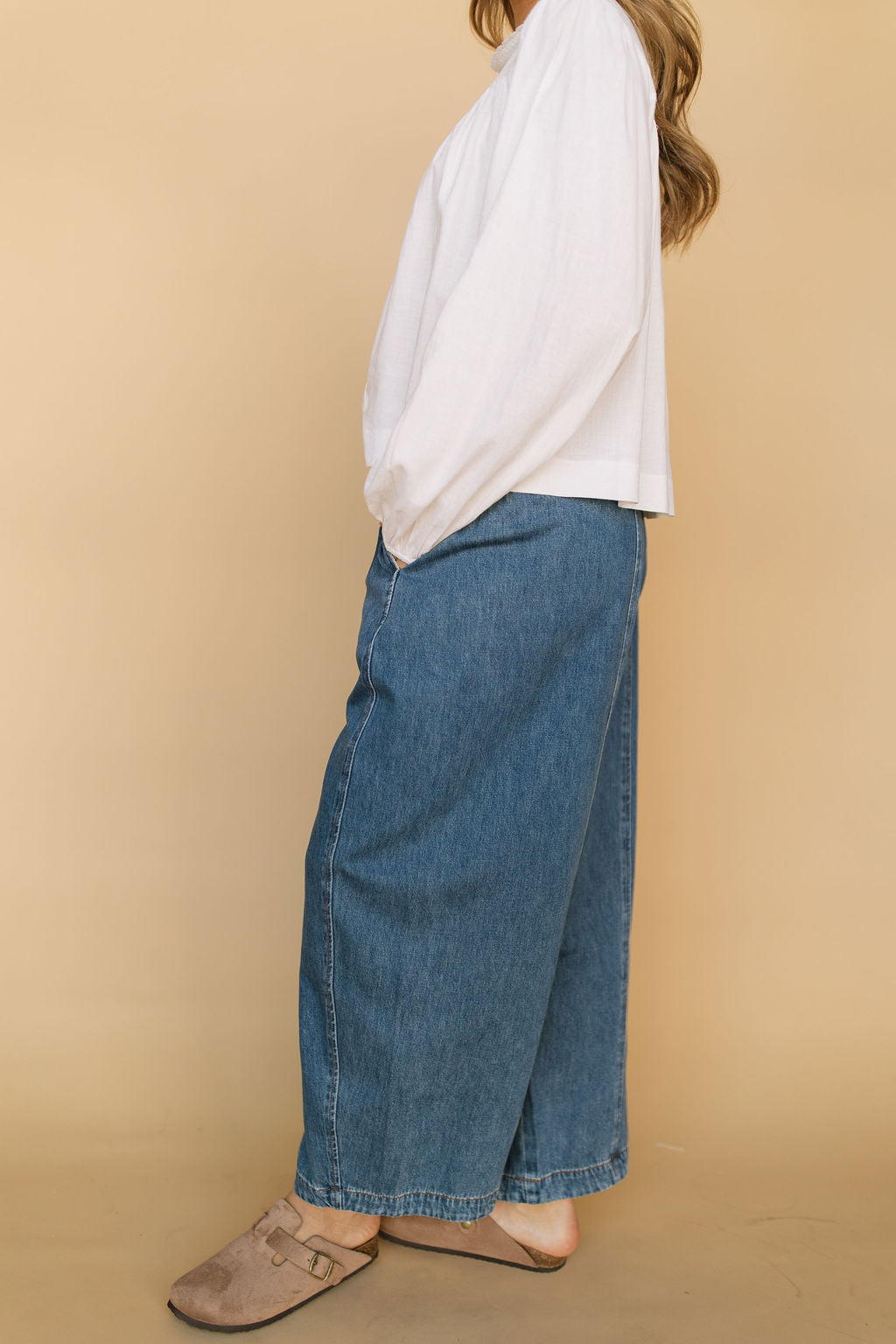 Brooke Barrel Jeans in Medium Wash