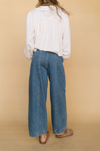 Brooke Barrel Jeans in Medium Wash