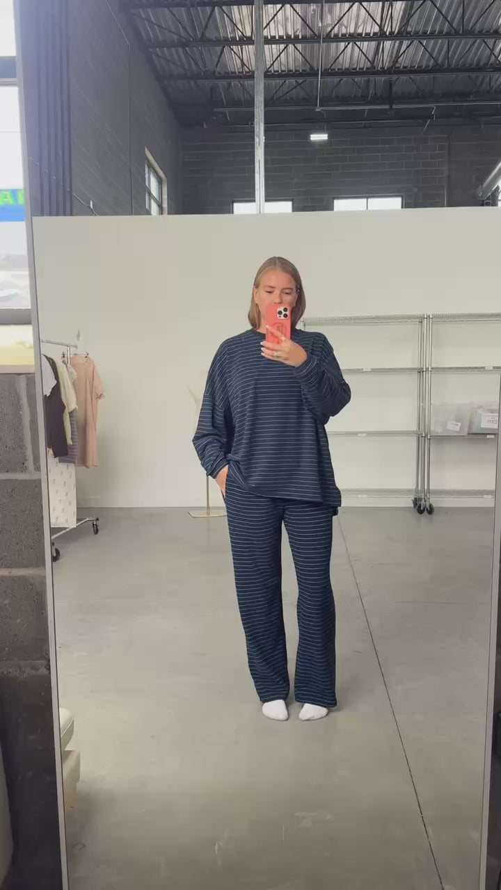Porter Pinstripe Fleece Pants in Navy