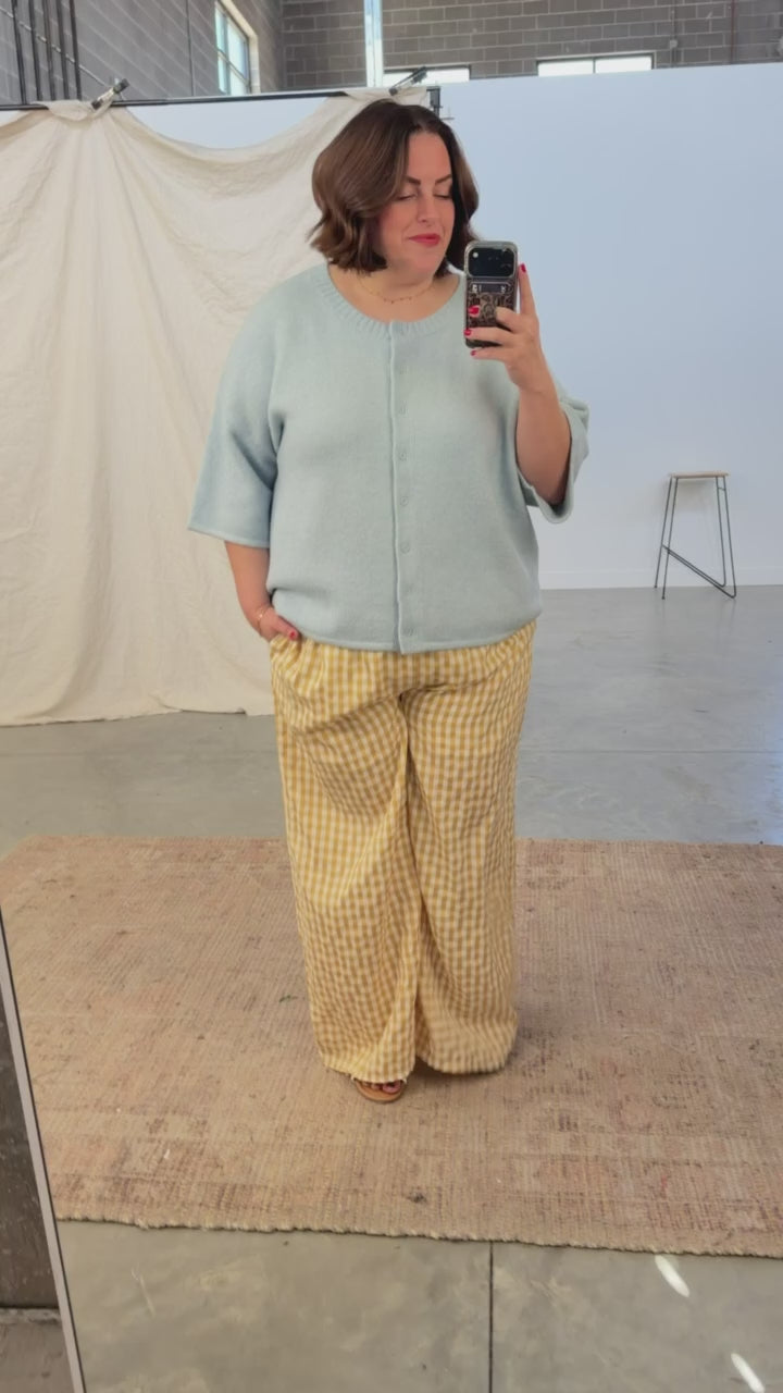 Nina Short Sleeve Cardi in Blue