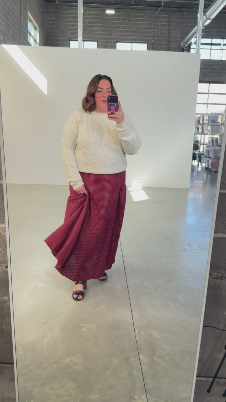 Sutton Gingham Skirt in Navy