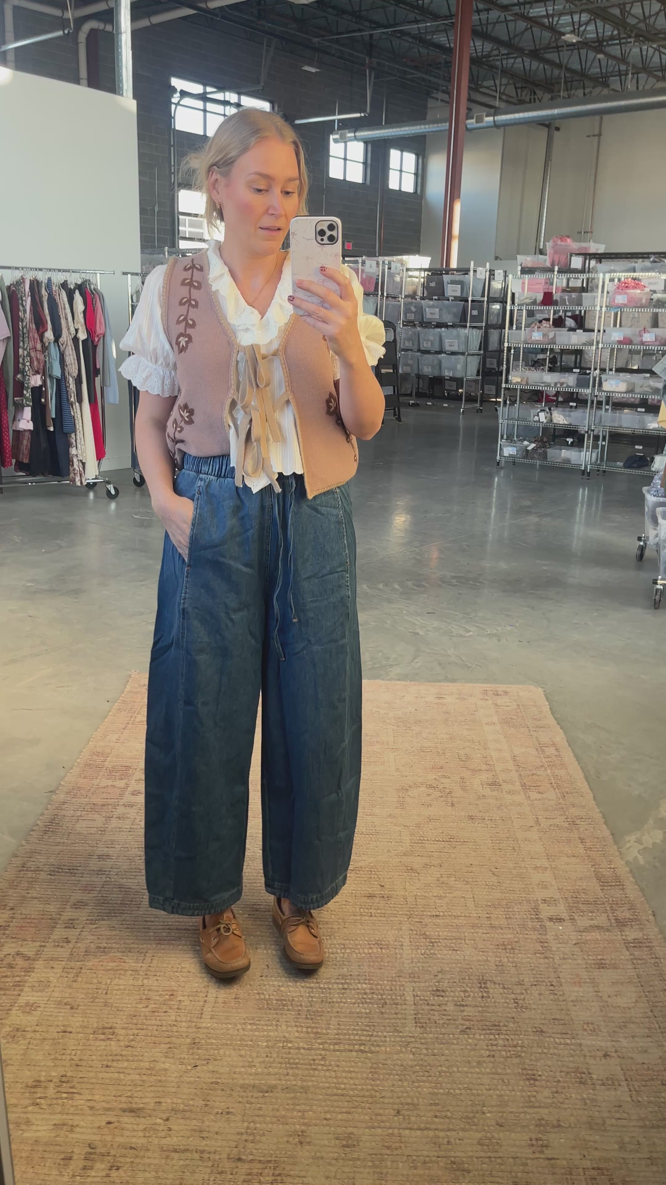 Brooke Barrel Jeans in Medium Wash